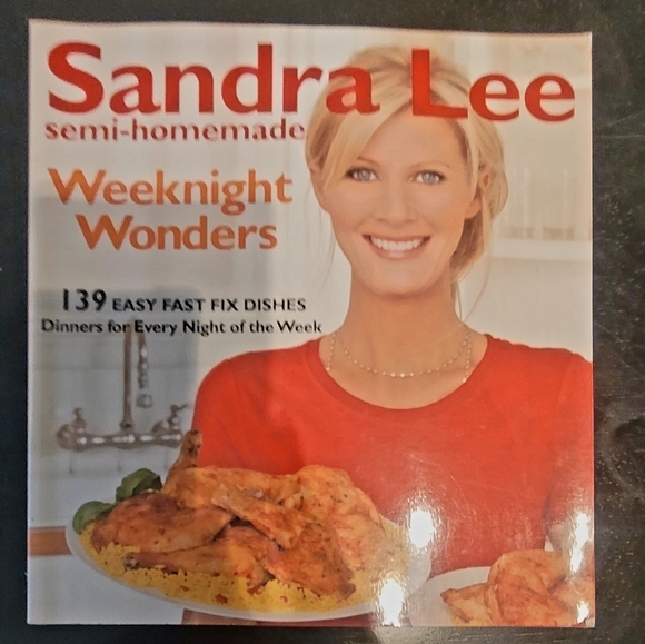 Sandra Lee Weeknight Wonders Cookbook - Picture 1 of 3